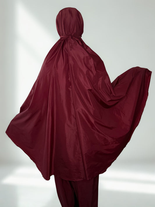 Mukena travel mini , collection mini&go bordeaux parachute Korean ample 3 pièces avec mini pochette de rangement _ Tenue de prière haute de gamme _ NIYA