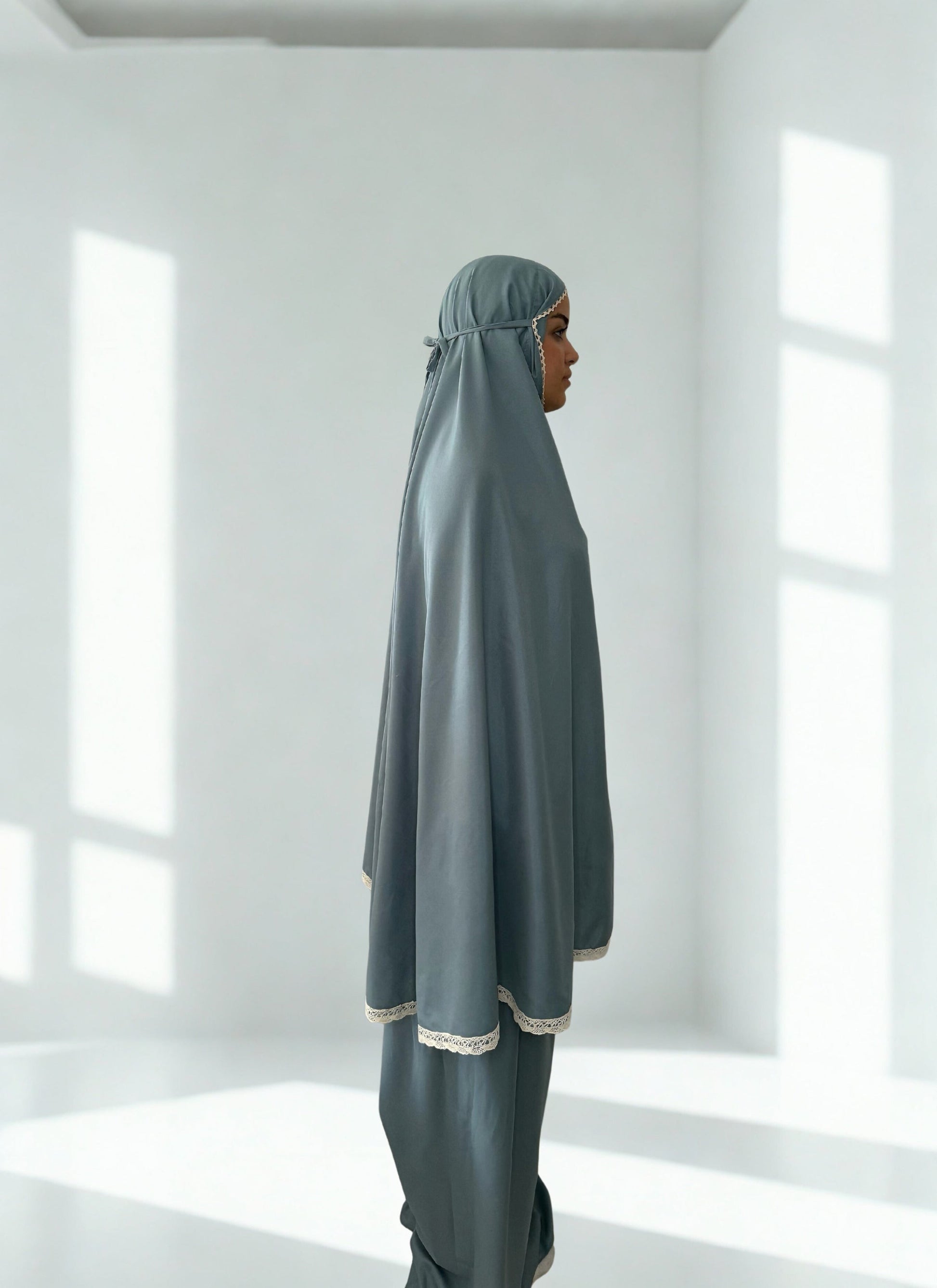 Mukena essentielle vert coton et ample 3 pièces avec pochette _ Tenue de prière haute de gamme _ NIYA